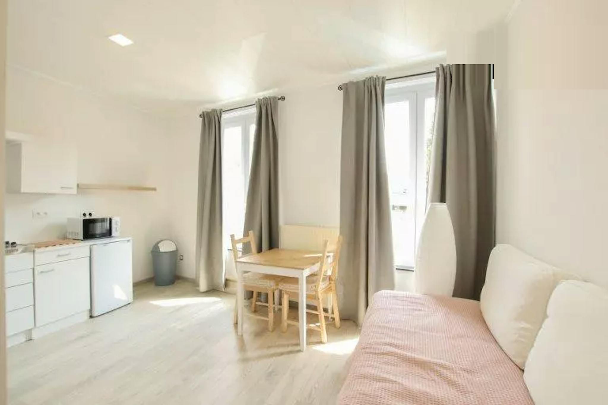 Appartement te  huur in Haren 1130 650.00€ 0 slaapkamers 20.00m² - Zoekertje 83221