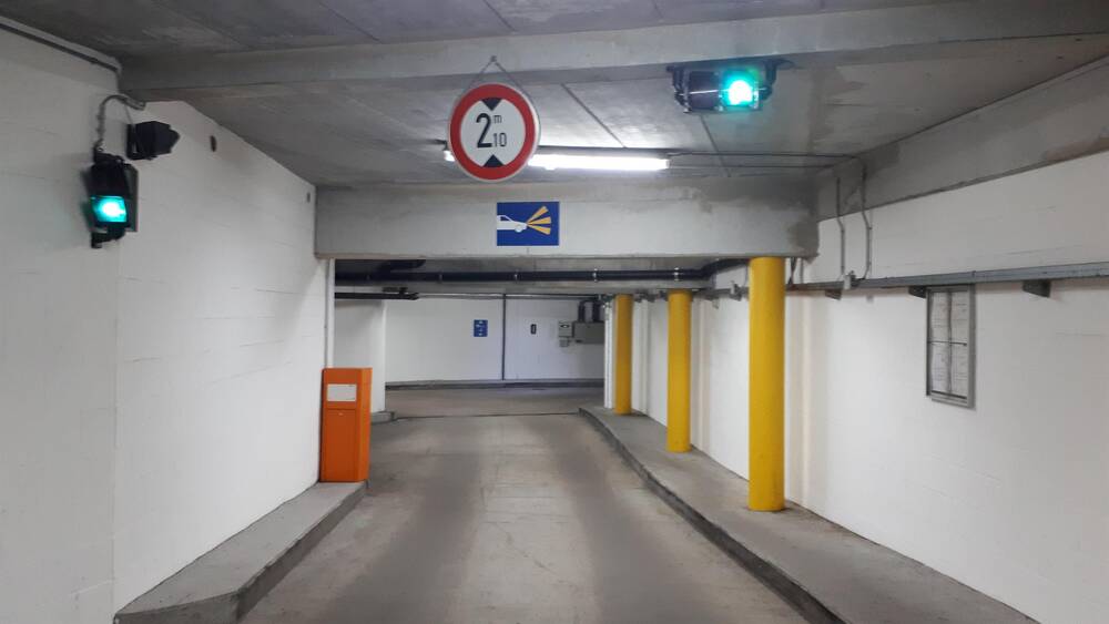 Parking te  koop in Elsene 1050 45000.00€  slaapkamers 12.50m² - Zoekertje 1915