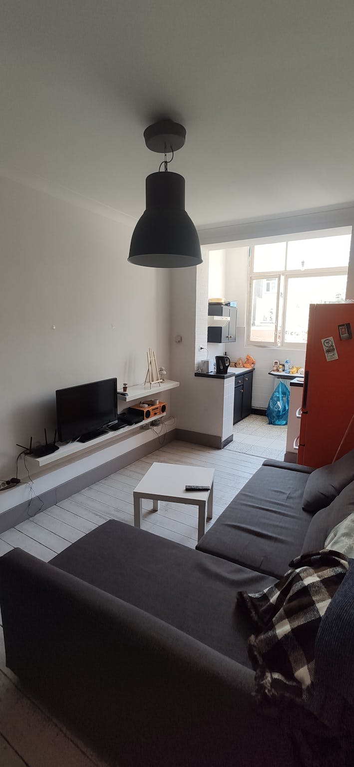 Appartement te  huur in Sint-Joost-ten-Node 1210 450.00€ 1 slaapkamers 170.00m² - Zoekertje 106044