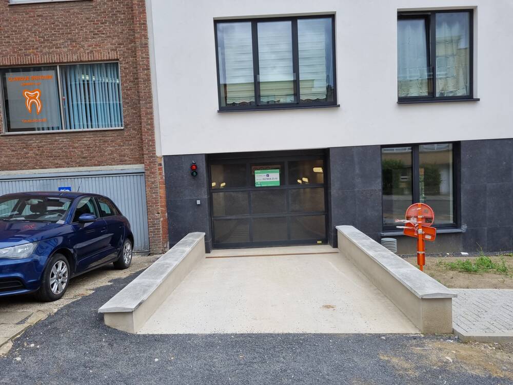 Parking & garage te  huur in Vorst 1190 109.00€ 0 slaapkamers m² - Zoekertje 3292