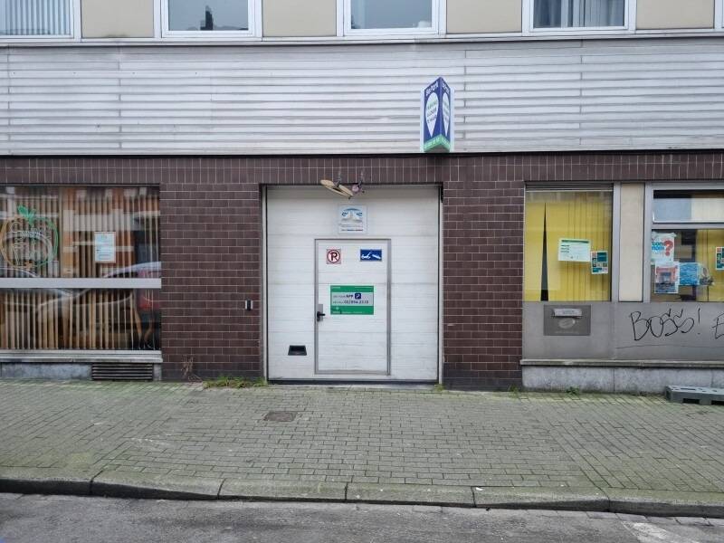 Parking & garage te  huur in Vorst 1190 135.00€ 0 slaapkamers m² - Zoekertje 8463