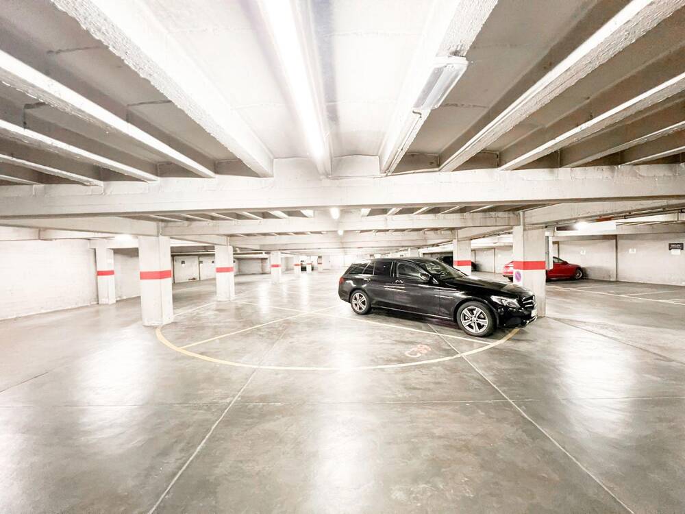 Parking / garage à vendre à Etterbeek 1040 100000.00€  chambres 2000.00m² - annonce 17943