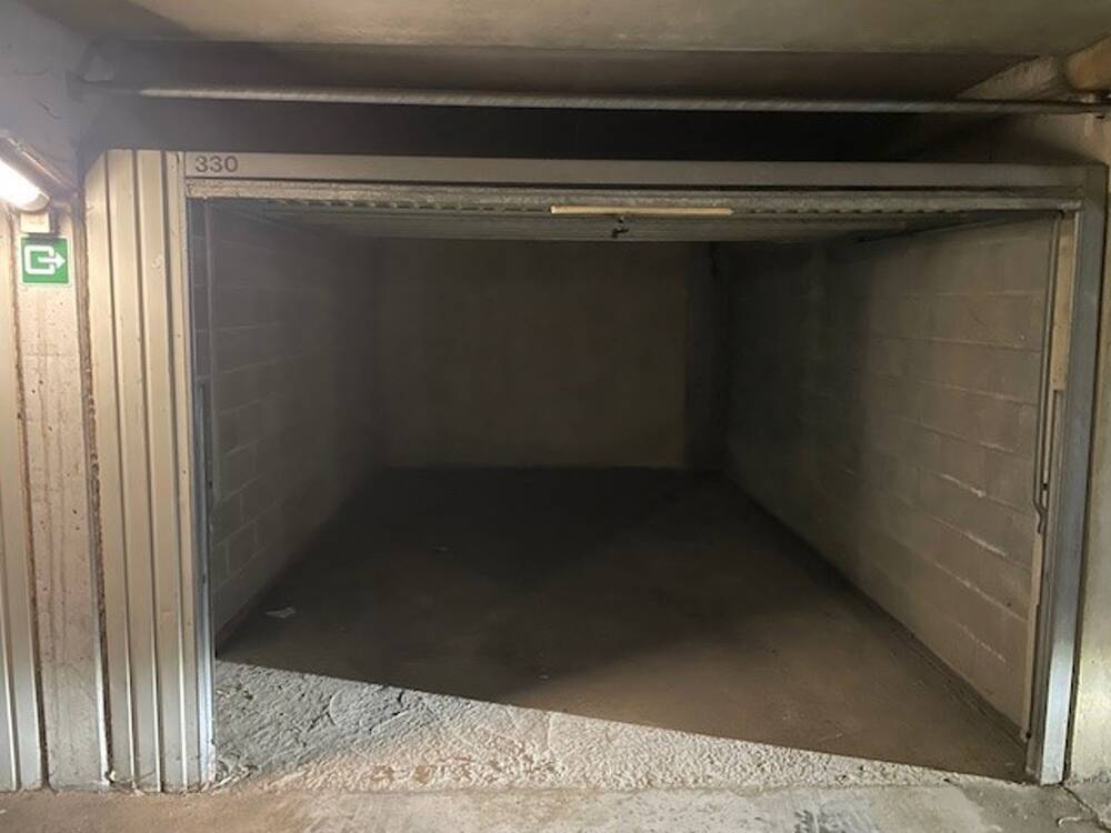 Parking / garage à louer à Woluwe-Saint-Lambert 1200 0.00€  chambres m² - annonce 30158