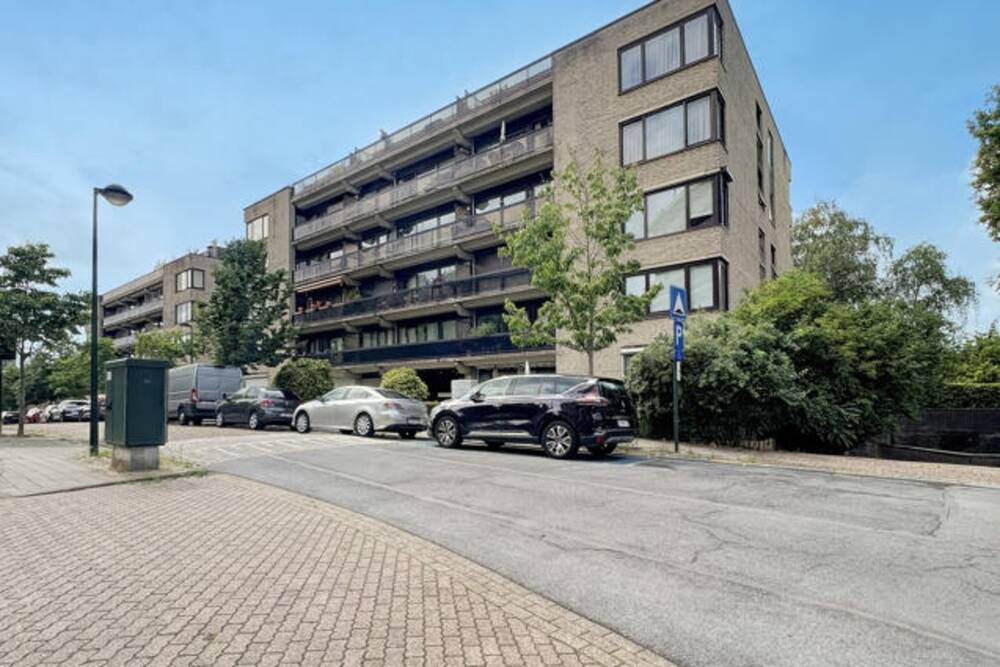 Appartement te  koop in Neder-Over-Heembeek 1120 186000.00€ 1 slaapkamers 53.00m² - Zoekertje 31145