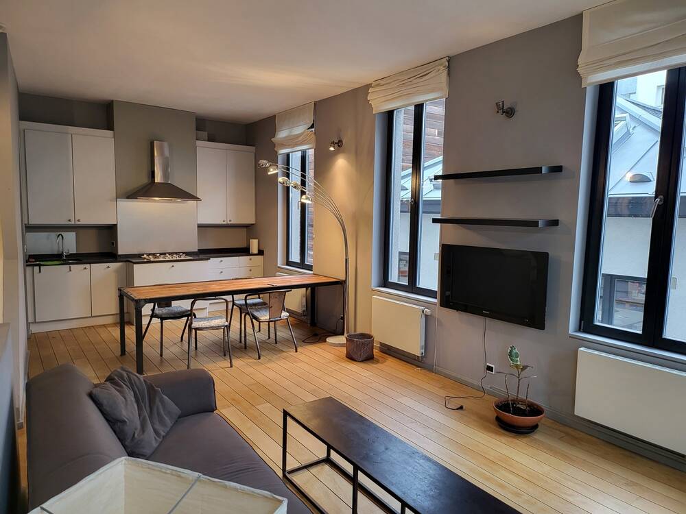 Huis te  huur in Brussel 1000 1600.00€ 2 slaapkamers 120.00m² - Zoekertje 32925