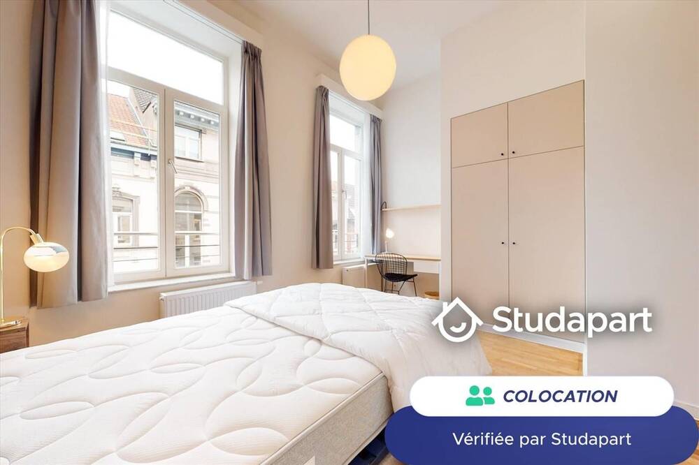 Kot te  huur in Brussel 1000 910.00€ 1 slaapkamers 13.00m² - Zoekertje 32152