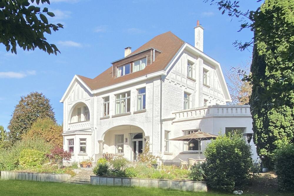 Villa te  koop in Ukkel 1180 2880000.00€ 6 slaapkamers 398.00m² - Zoekertje 38902