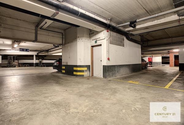 Parking / garage à louer à Woluwe-Saint-Lambert 1200 80.00€  chambres 12.00m² - annonce 43398