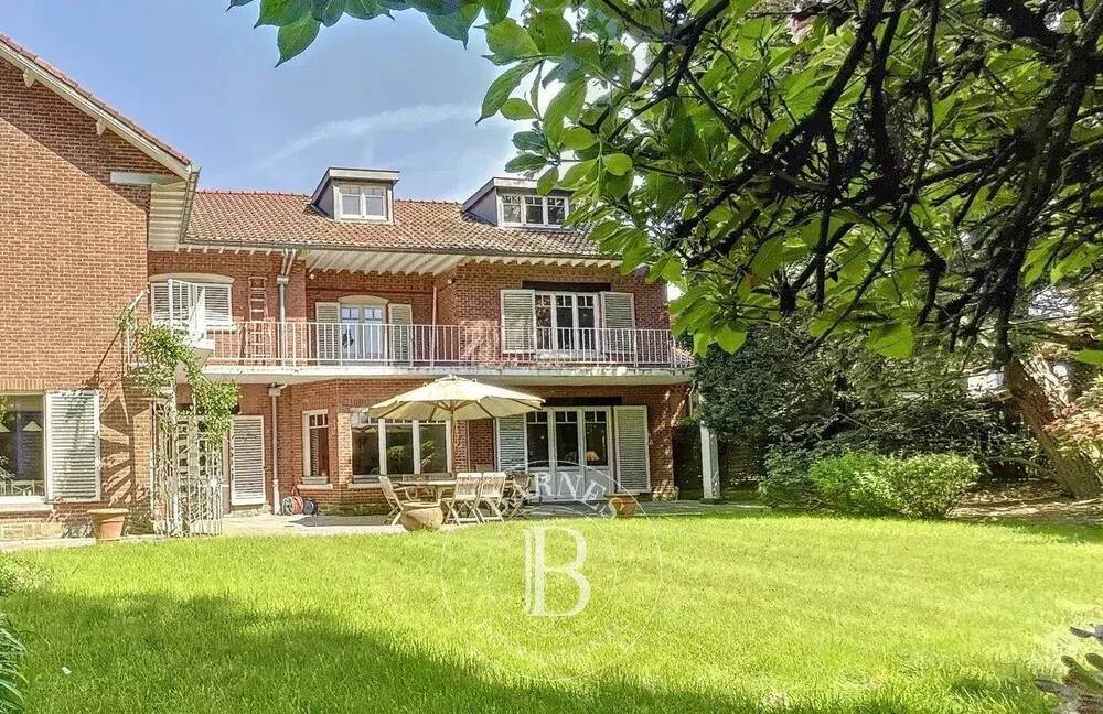 Villa à vendre à Uccle 1180 1675000.00€ 5 chambres 360.00m² - annonce 47712
