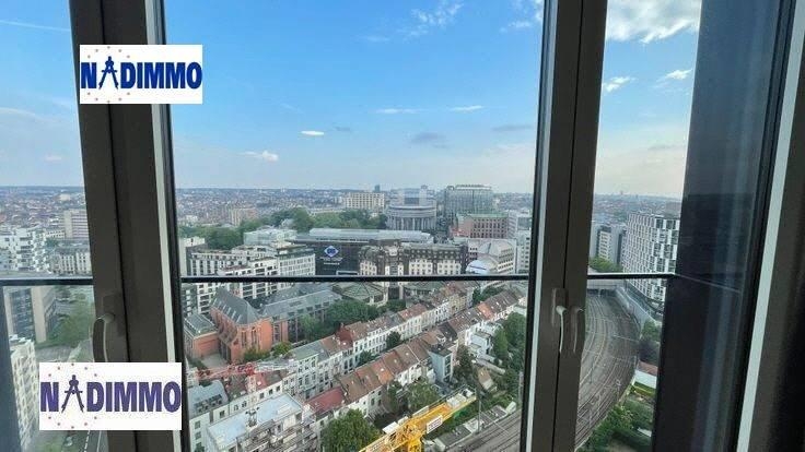 Penthouse te  koop in Etterbeek 1040 388000.00€  slaapkamers 50.00m² - Zoekertje 48007