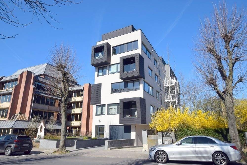 Penthouse te  koop in Sint-Lambrechts-Woluwe 1200 624000.00€ 2 slaapkamers 135.00m² - Zoekertje 49624
