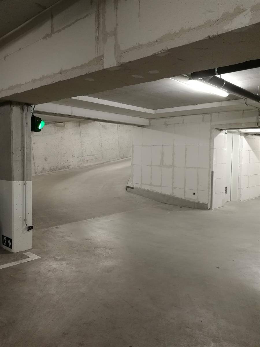 Parking / garage à louer à Bruxelles 1000 115.00€  chambres 18.00m² - annonce 197047