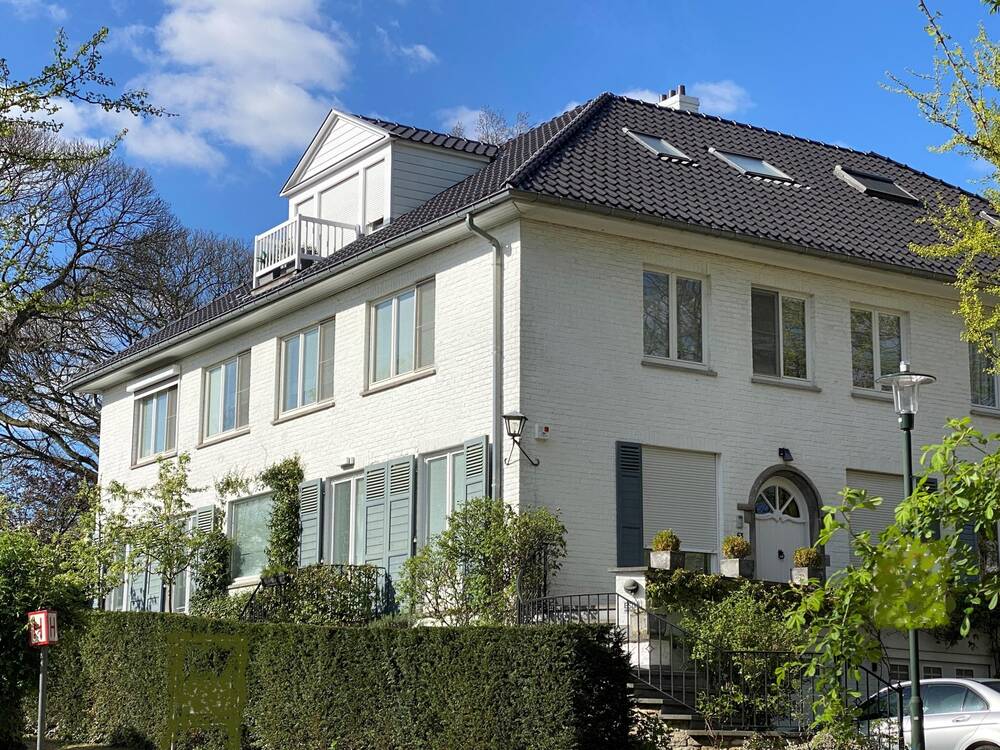 Villa te  koop in Ukkel 1180 0.00€ 6 slaapkamers 350.00m² - Zoekertje 53124