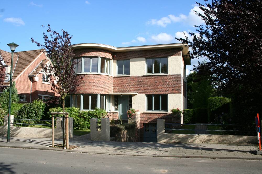 Villa te  huur in Sint-Pieters-Woluwe 1150 2750.00€ 4 slaapkamers 180.00m² - Zoekertje 58762