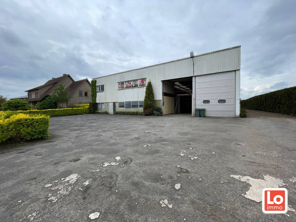 Bâtiment industriel à louer à Lochristi 9080 2000.00€  chambres m² - annonce 279139