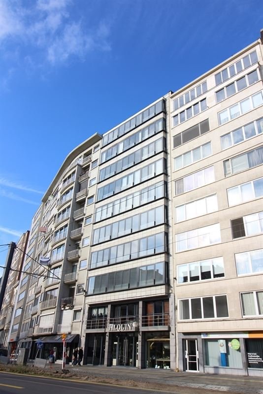 Surface commerciale à louer à Anvers 2000 8000.00€  chambres 645.00m² - annonce 93582