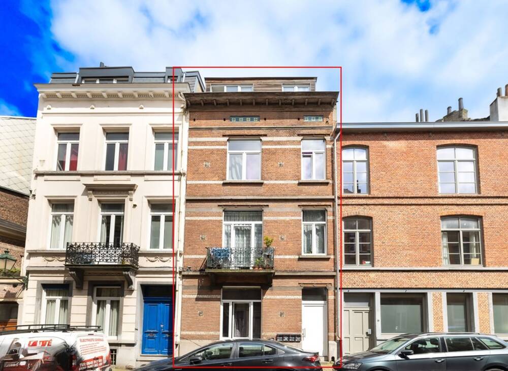Huis te  koop in Sint-Gillis 1060 390000.00€  slaapkamers 135.00m² - Zoekertje 78061