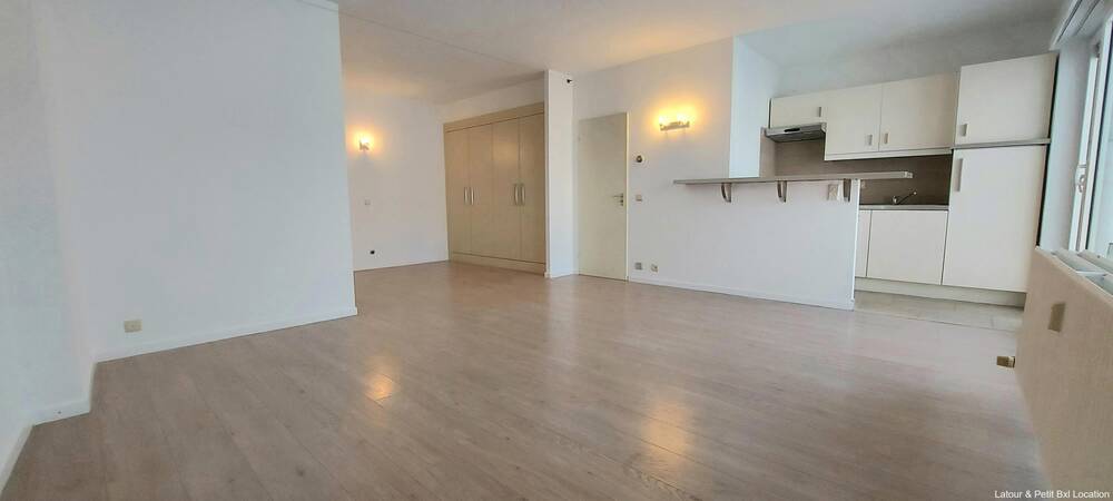 Studio te  huur in Etterbeek 1040 850.00€ 0 slaapkamers 45.00m² - Zoekertje 153950