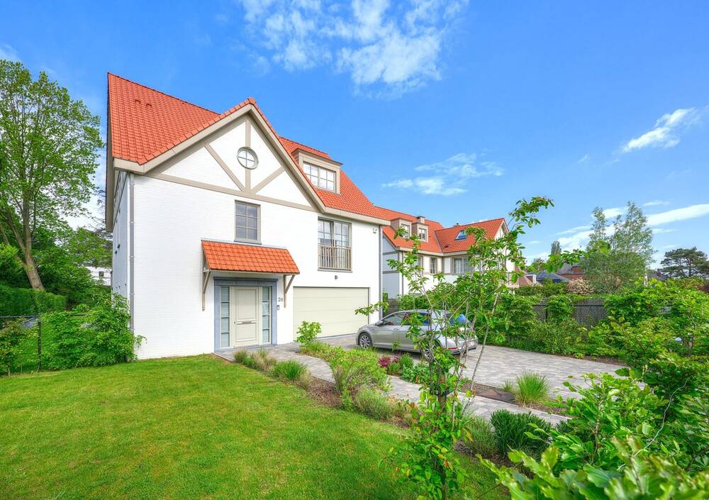 Villa te  huur in Sint-Pieters-Woluwe 1150 6300.00€ 5 slaapkamers 370.00m² - Zoekertje 96478