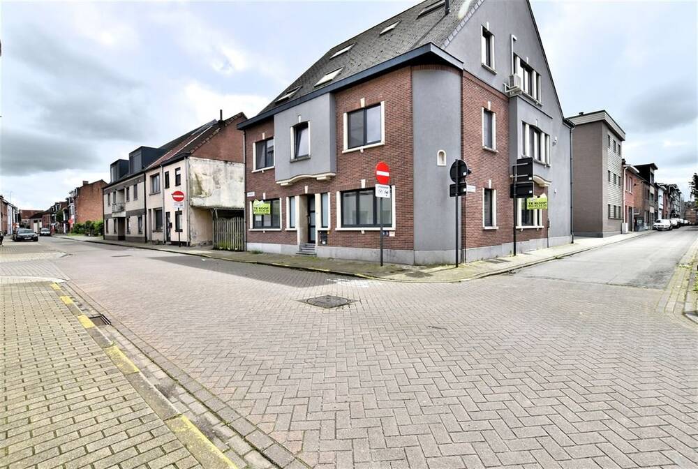 Commerciële ruimte te  koop in Sint-Gillis-bij-Dendermonde 9200 199000.00€  slaapkamers 142.00m² - Zoekertje 109851