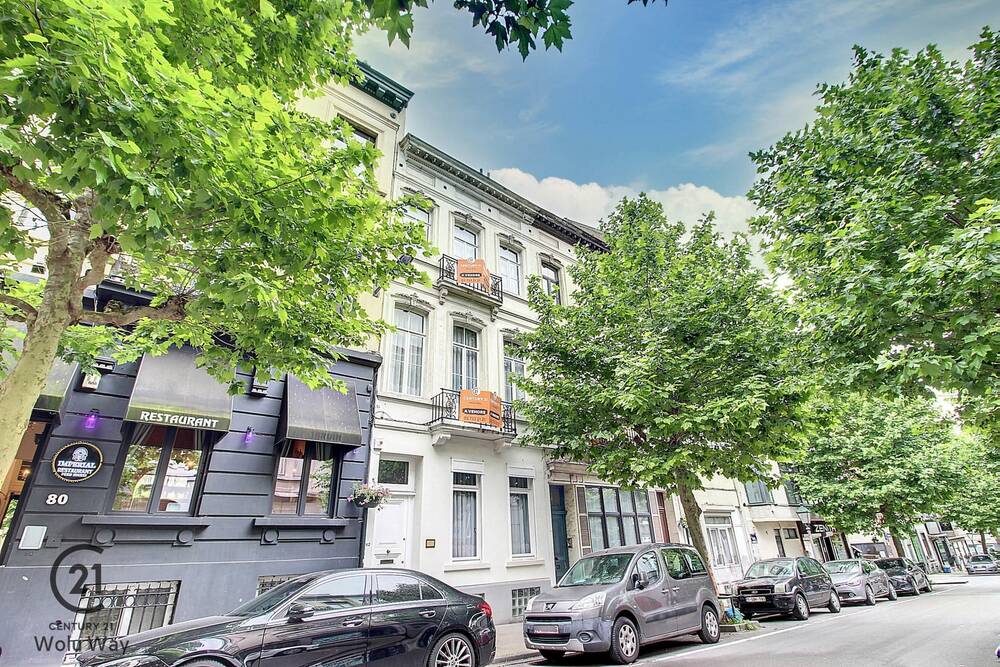 Huis te  koop in Sint-Joost-ten-Node 1210 595000.00€ 5 slaapkamers 319.00m² - Zoekertje 118838