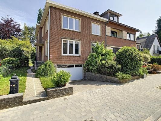 Huis te  huur in Sint-Pieters-Woluwe 1150 3455.00€ 6 slaapkamers 370.00m² - Zoekertje 122553