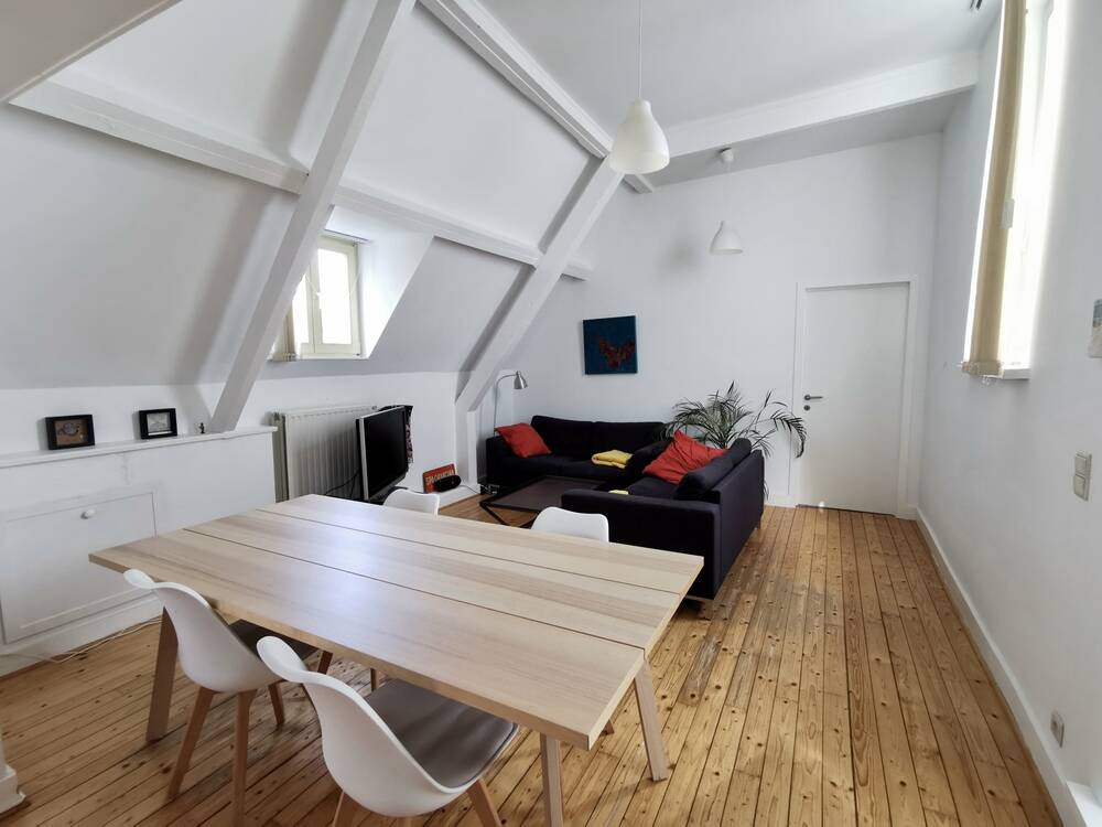 Duplex te  huur in Brussel 1000 1250.00€ 2 slaapkamers 107.00m² - Zoekertje 123045