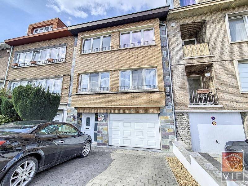 Maison à vendre à Berchem-Sainte-Agathe 1082 549000.00€ 4 chambres 250.00m² - annonce 123316