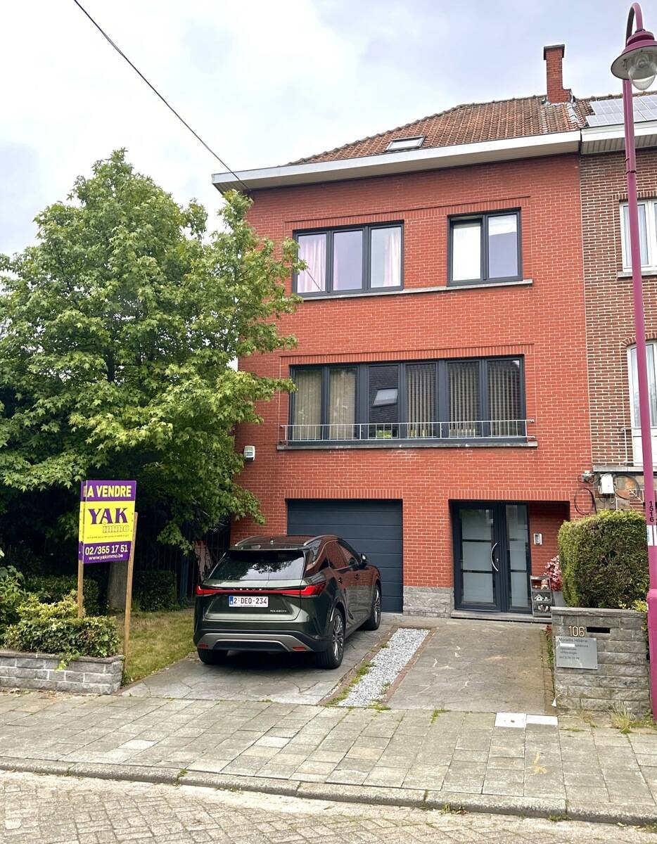 Huis te  koop in Sint-Agatha-Berchem 1082 585000.00€ 4 slaapkamers 185.00m² - Zoekertje 129824