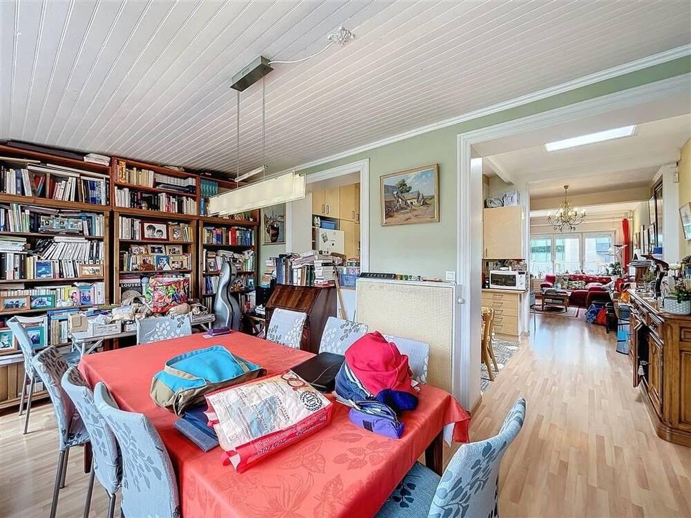 Huis te  koop in Sint-Lambrechts-Woluwe 1200 575000.00€ 5 slaapkamers 210.00m² - Zoekertje 131283