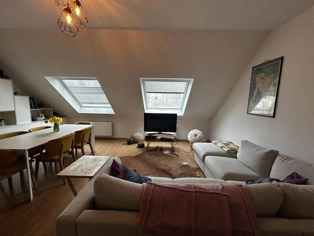Appartement te  huur in Sint-Jans-Molenbeek 1080 700.00€ 1 slaapkamers 0.00m² - Zoekertje 133102