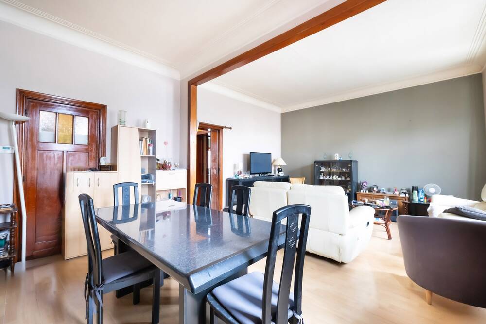 Huis te  koop in Sint-Jans-Molenbeek 1080 365000.00€ 4 slaapkamers 201.00m² - Zoekertje 133434