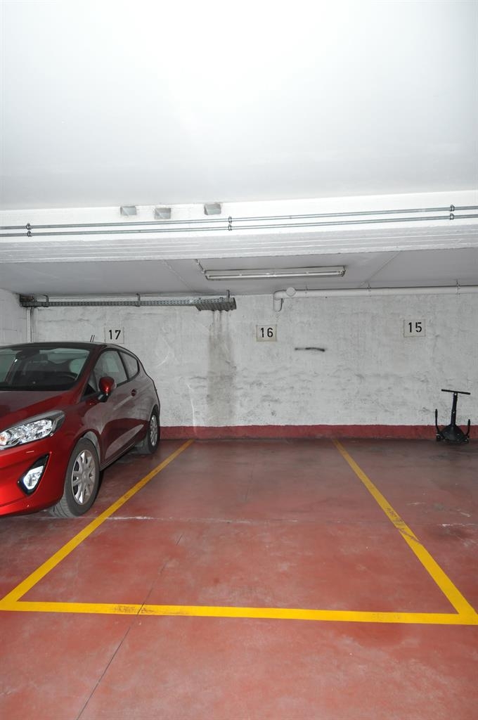 Parking à louer à Uccle 1180 100.00€  chambres 11.00m² - annonce 133833