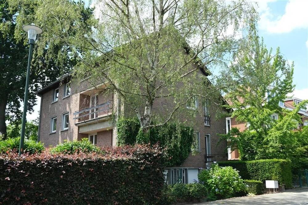 Huis te  koop in Sint-Pieters-Woluwe 1150 1150000.00€ 6 slaapkamers 446.00m² - Zoekertje 133278