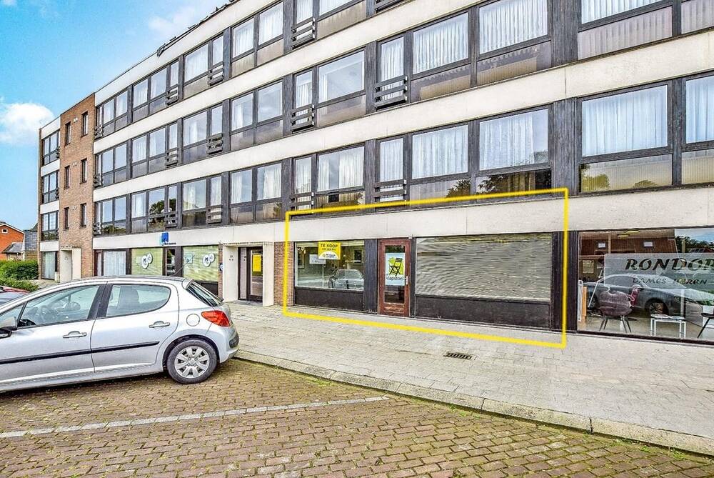 Immeuble de rapport - Immeuble à appartement à louer à Dixmude 8600 900.00€  chambres m² - annonce 135948