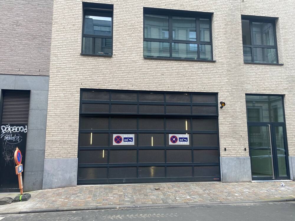 Parking / garage à vendre à Ixelles 1050 33500.00€  chambres m² - annonce 142266