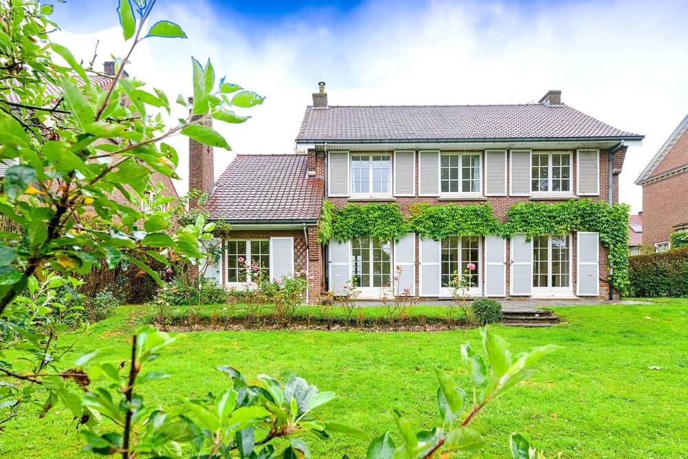 Huis te  huur in Sint-Pieters-Woluwe 1150 3950.00€ 5 slaapkamers 275.00m² - Zoekertje 145629