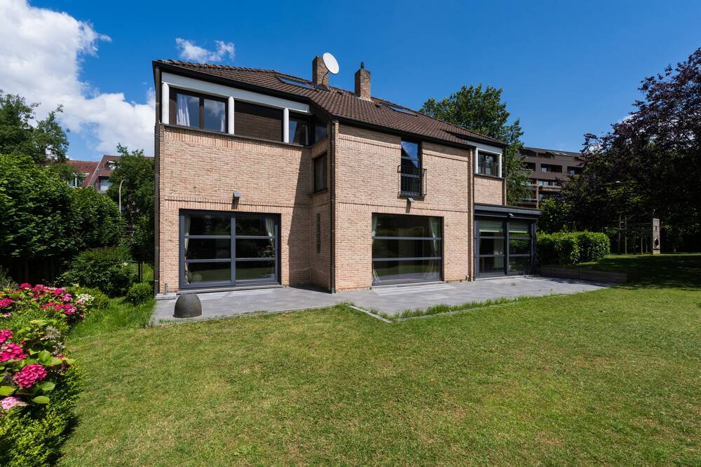 Huis te  koop in Sint-Pieters-Woluwe 1150 1490000.00€ 5 slaapkamers 300.00m² - Zoekertje 154034