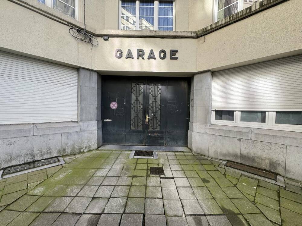 Parking & garage te  huur in Elsene 1050 90.00€  slaapkamers m² - Zoekertje 153548