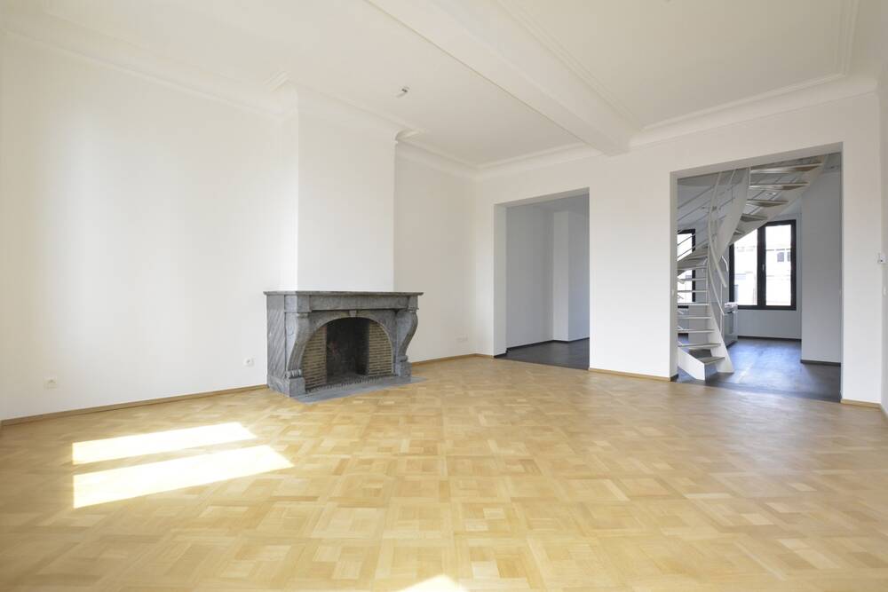 Duplex à louer à Bruxelles 1000 2285.00€ 3 chambres 230.00m² - annonce 157026