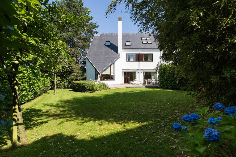 Huis te  koop in Ukkel 1180 1650000.00€ 6 slaapkamers 400.00m² - Zoekertje 160740