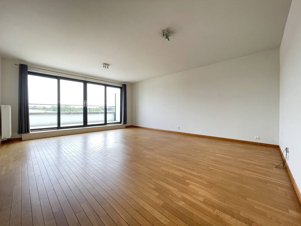 Appartement te  huur in Sint-Lambrechts-Woluwe 1200 1800.00€ 2 slaapkamers 100.00m² - Zoekertje 162724