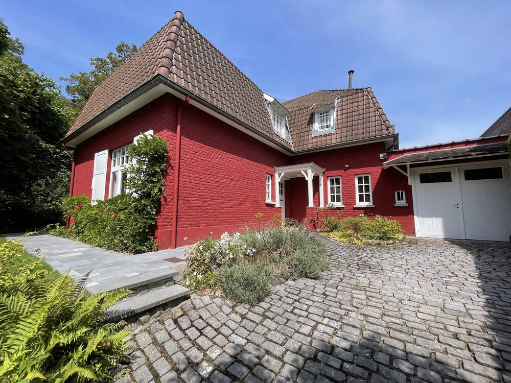 Villa te  huur in Sint-Lambrechts-Woluwe 1200 3500.00€ 5 slaapkamers 300.00m² - Zoekertje 162723