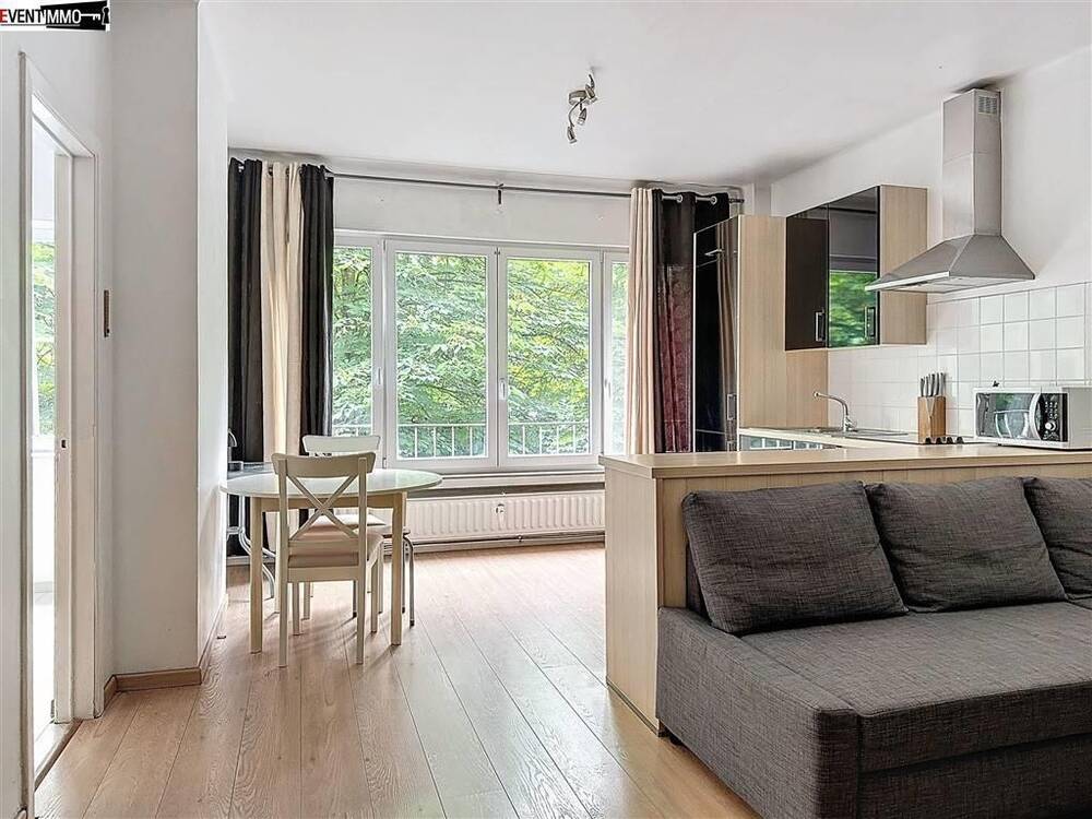 Appartement te  huur in Schaarbeek 1030 900.00€ 1 slaapkamers 51.00m² - Zoekertje 166577
