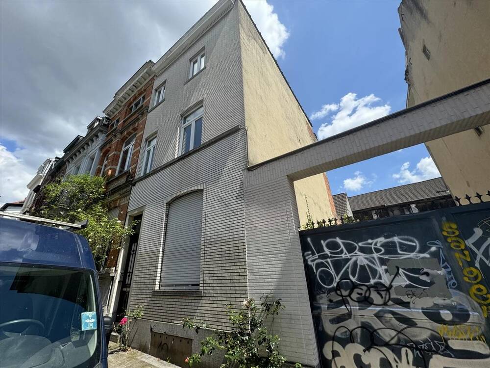 Maison à vendre à Ixelles 1050 0.00€  chambres m² - annonce 166227