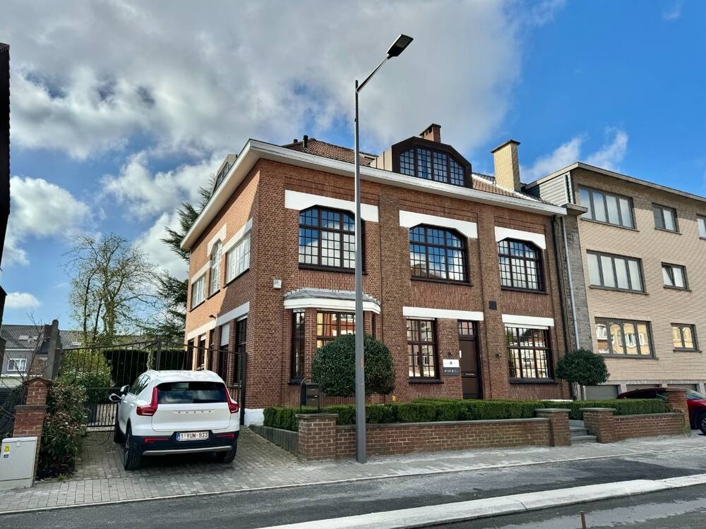 Huis te  koop in Dilbeek 1700 880000.00€ 7 slaapkamers 410.00m² - Zoekertje 167893