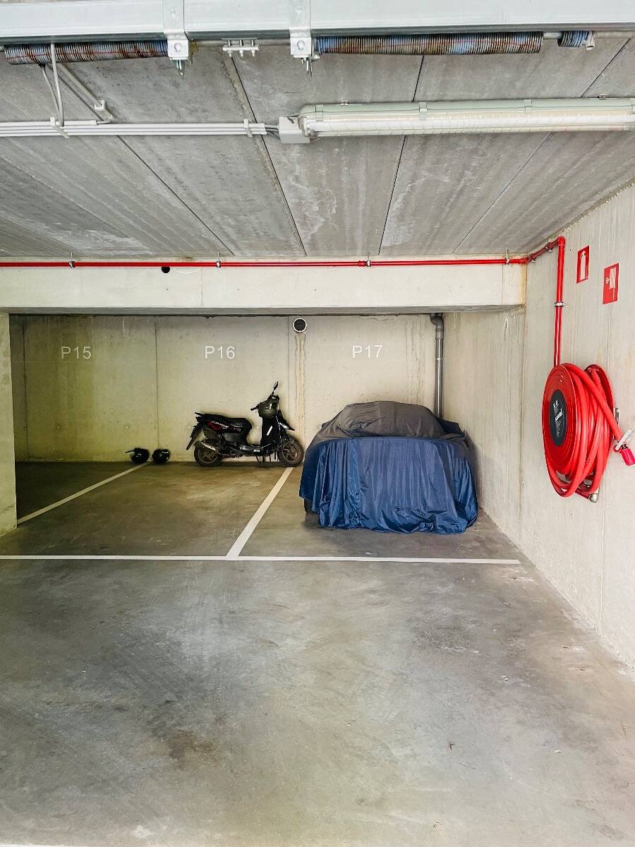 Parking / garage à vendre à Dilbeek 1700 16000.00€ 0 chambres m² - annonce 168153