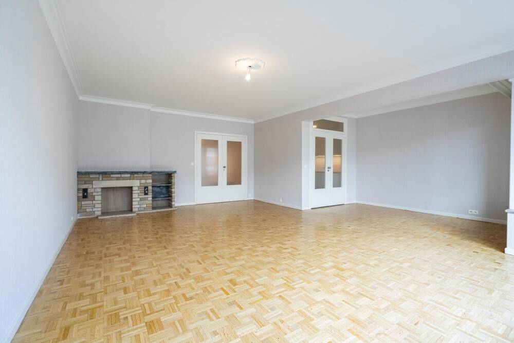 Appartement te  huur in Koekelberg 1081 1150.00€ 2 slaapkamers 84.00m² - Zoekertje 168685