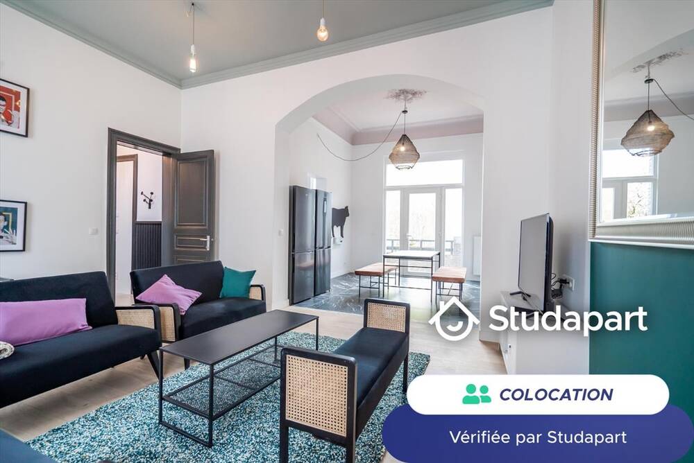 Appartement te  huur in La Louvière 7100 690.00€ 1 slaapkamers 33.00m² - Zoekertje 168900