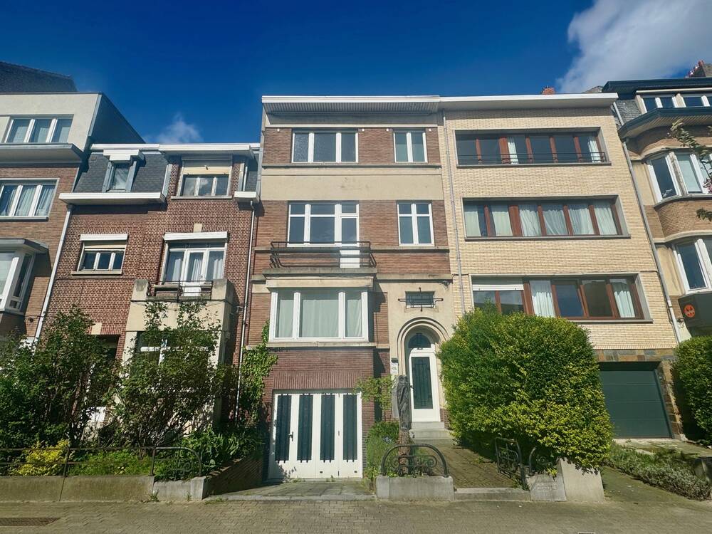 Huis te  huur in Sint-Lambrechts-Woluwe 1200 3500.00€ 6 slaapkamers 336.00m² - Zoekertje 169716